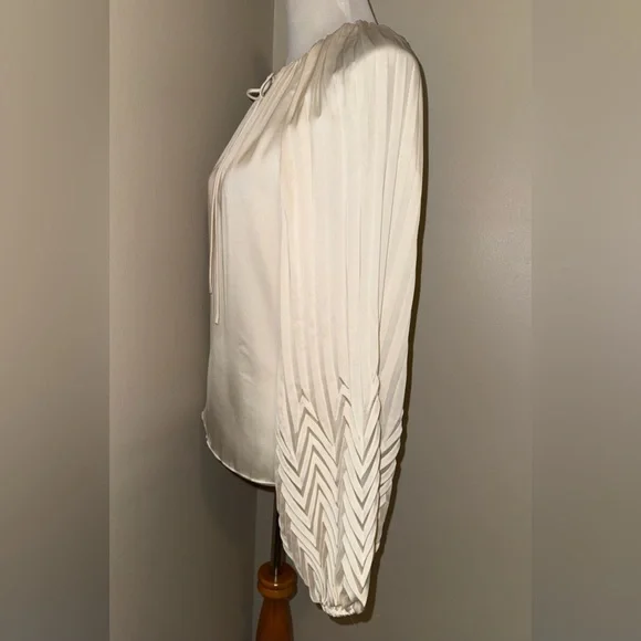 Jason Wu NWT Tie Neck Pleated Ivory Blouse,Size-XL(14) - Picture 8 of 13